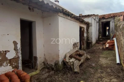 Moradia T1 para Venda em Albernoa e Trindade