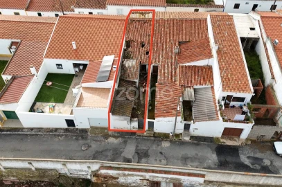 Moradia T1 para Venda em Albernoa e Trindade