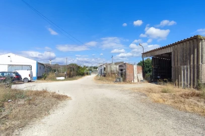 Quinta T3 para Venda em Santa Maria do Castelo e Santiago e Santa Susana