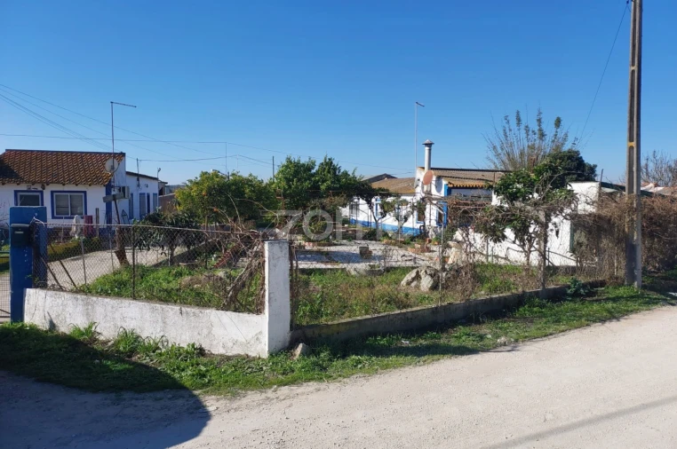 Quinta T3 para Venda em Santa Maria do Castelo e Santiago e Santa Susana Foto 13