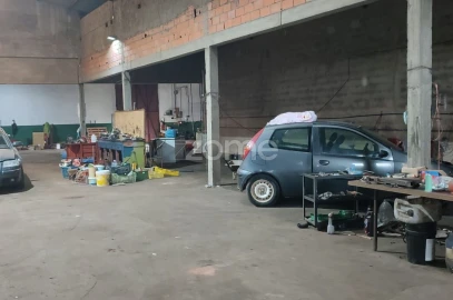 Terreno Comércio / Armazém para Venda em Ferreira do Alentejo e Canhestros