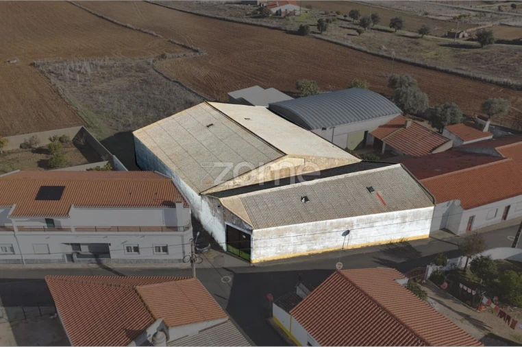 Terreno Comércio / Armazém para Venda em Ferreira do Alentejo e Canhestros Foto 10