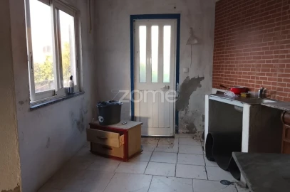 Moradia T3 para Venda em Odivelas