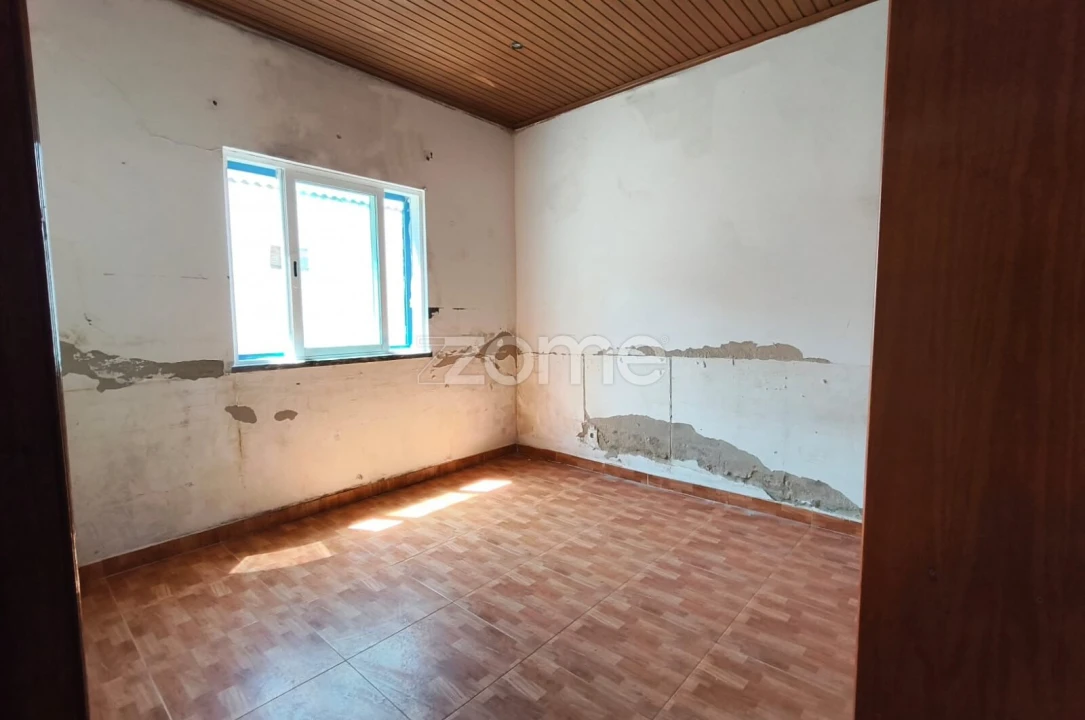 Moradia T3 para Venda em Odivelas Foto 12