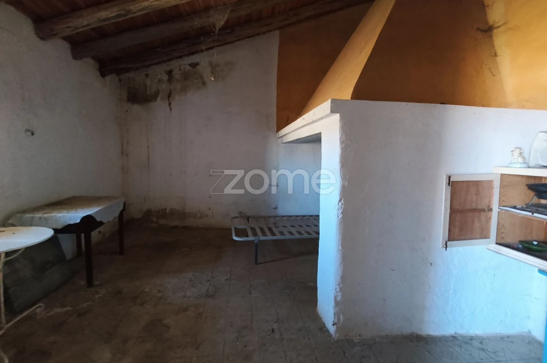 Moradia T2 para Venda em São João dos Caldeireiros Foto 10