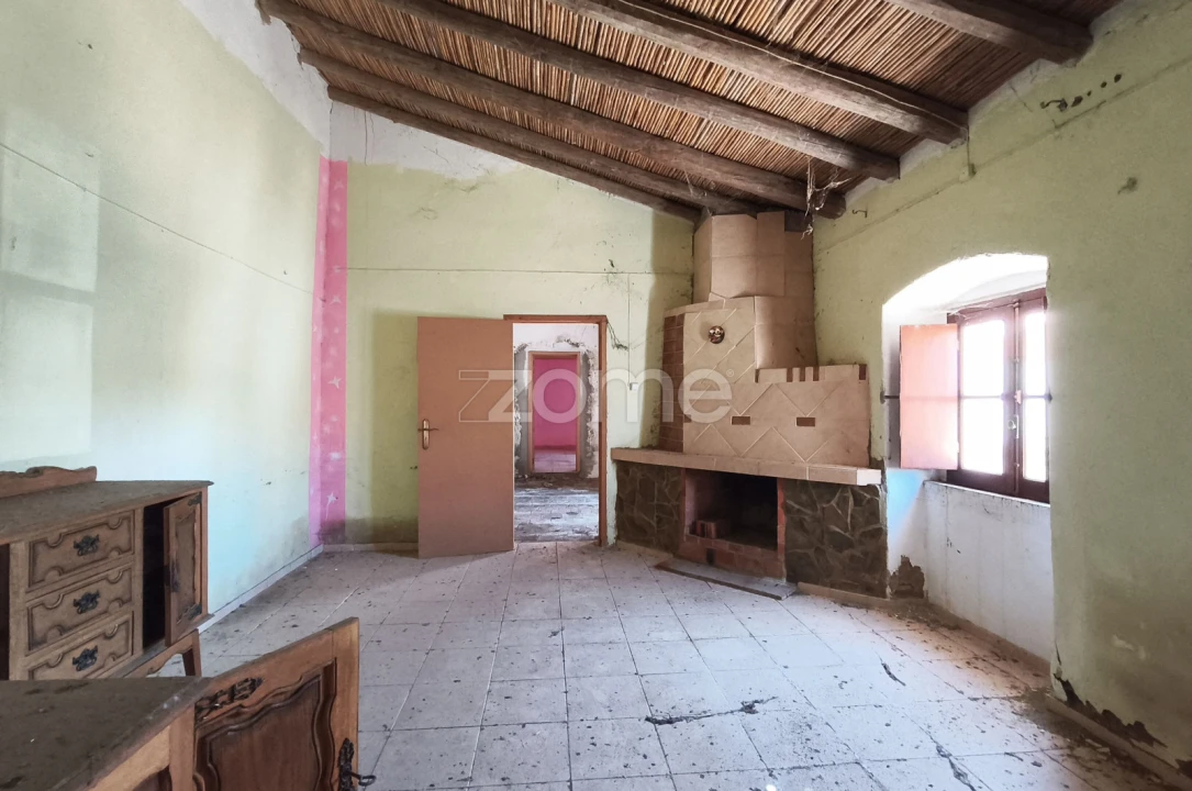 Moradia T2 para Venda em São João dos Caldeireiros Foto 6