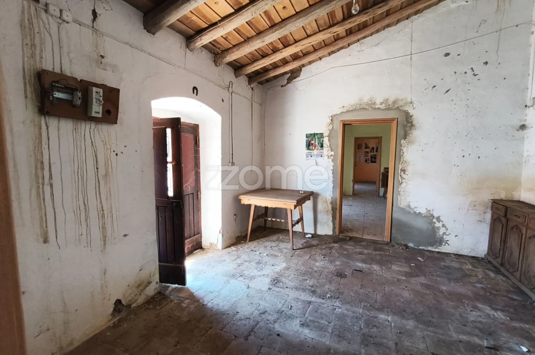 Moradia T2 para Venda em São João dos Caldeireiros Foto 5