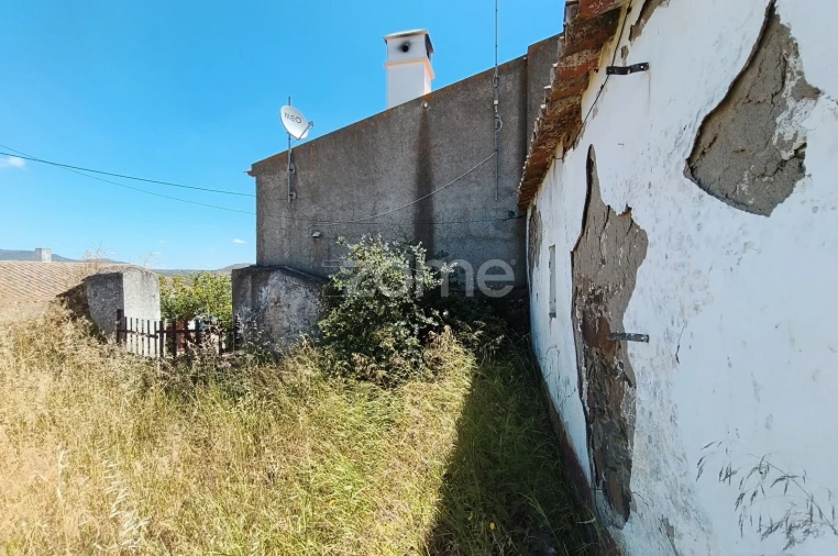 Moradia T2 para Venda em São João dos Caldeireiros Foto 16
