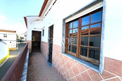 Moradia T2 para Venda em Ferreira do Alentejo e Canhestros
