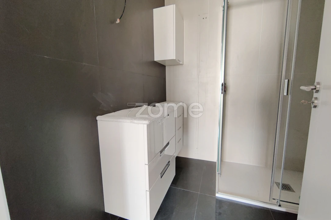 Apartamento T3 para Venda em Odivelas Foto 9