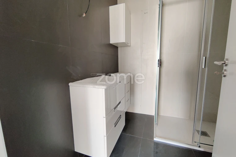 Apartamento T3 para Venda em Odivelas Foto 9