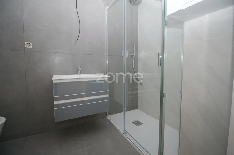 Apartamento T3 para Venda em Odivelas Foto 12
