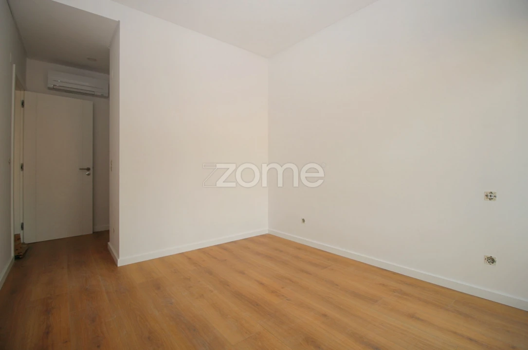 Apartamento T3 para Venda em Odivelas Foto 14