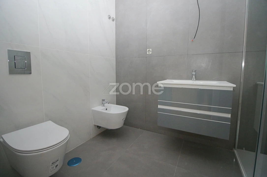 Apartamento T3 para Venda em Odivelas Foto 13