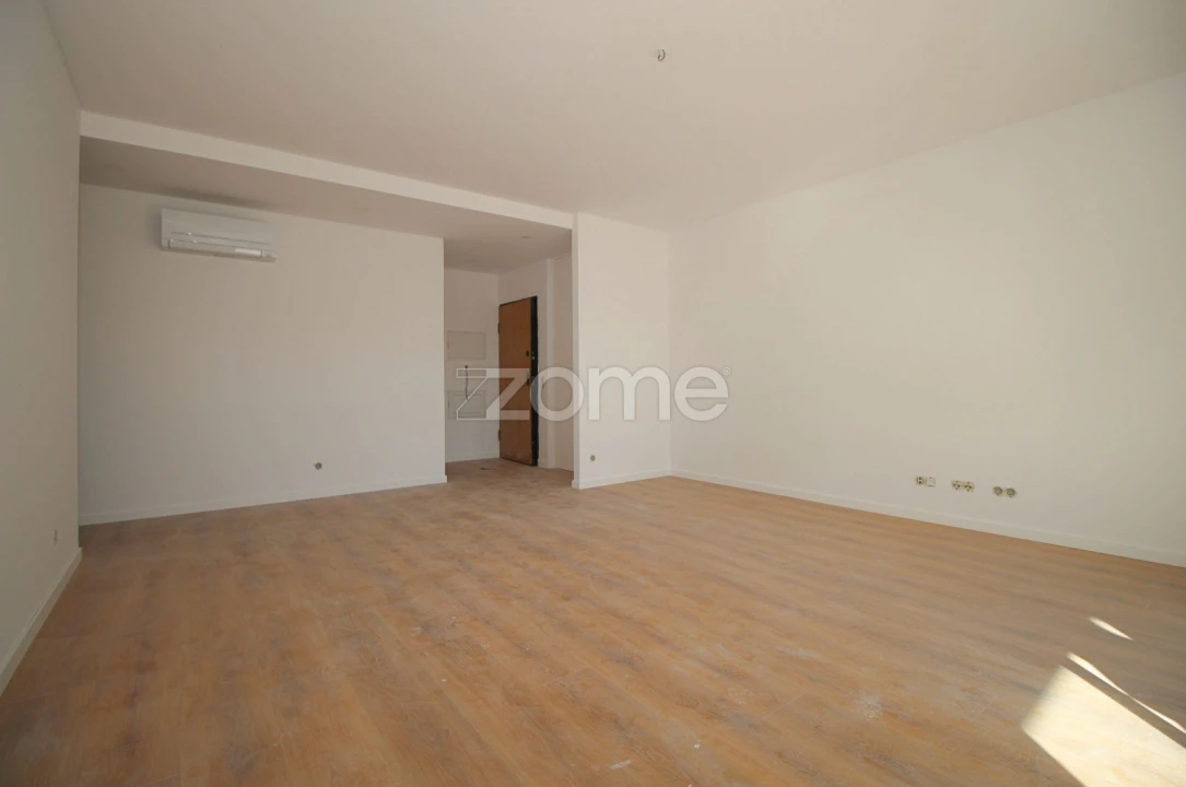 Apartamento T3 para Venda em Odivelas Foto 5