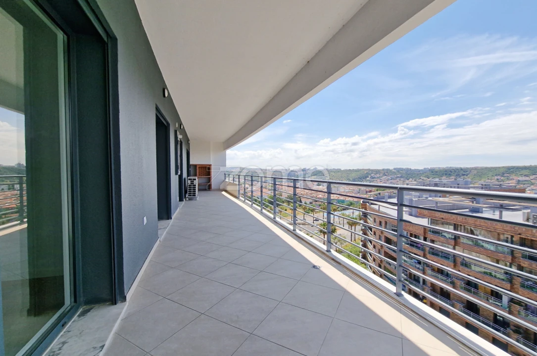 Apartamento T4 para Venda em Odivelas Foto 5