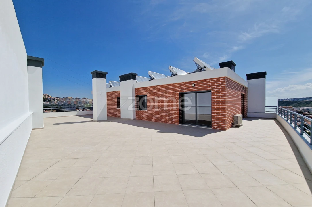 Apartamento T4 para Venda em Odivelas Foto 25
