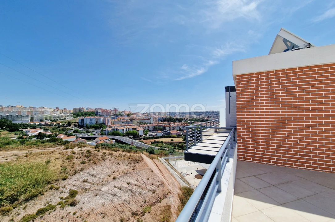 Apartamento T4 para Venda em Odivelas Foto 26
