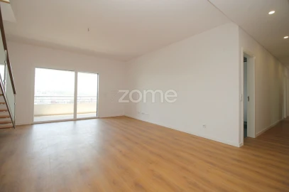 Apartamento T4 para Venda em Odivelas