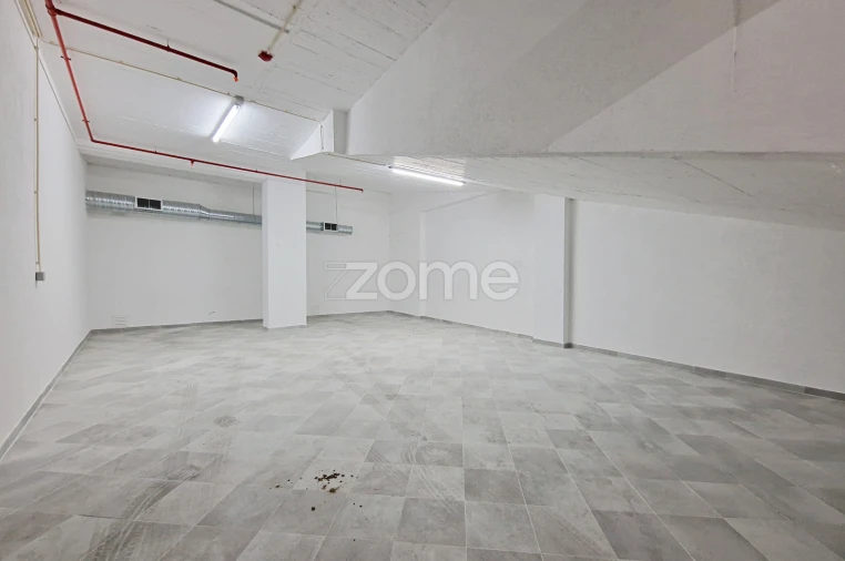 Apartamento T4 para Venda em Odivelas Foto 30