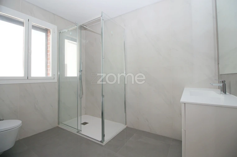 Apartamento T4 para Venda em Odivelas Foto 20