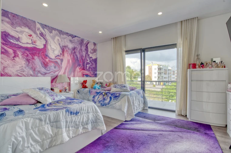 Moradia T4 para Venda em Ramada e Caneças Foto 38