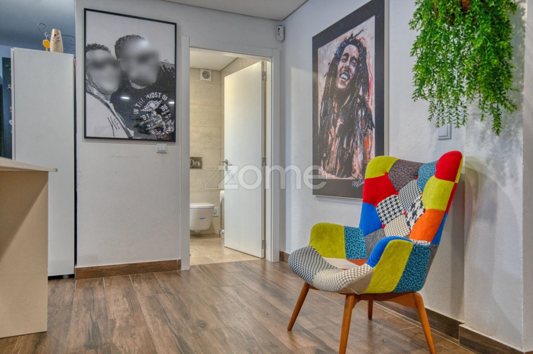 Moradia T4 para Venda em Ramada e Caneças Foto 5