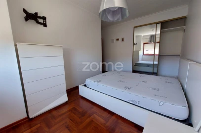 Apartamento T2 para Arrendamento em Odivelas