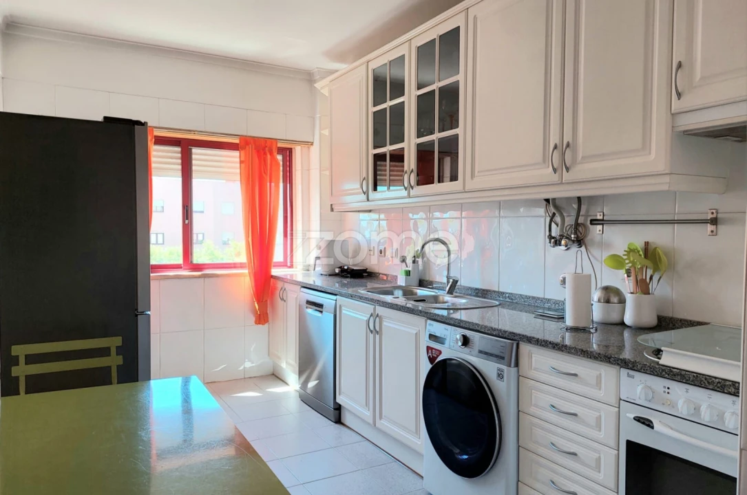 Apartamento T2 para Arrendamento em Odivelas Foto 1