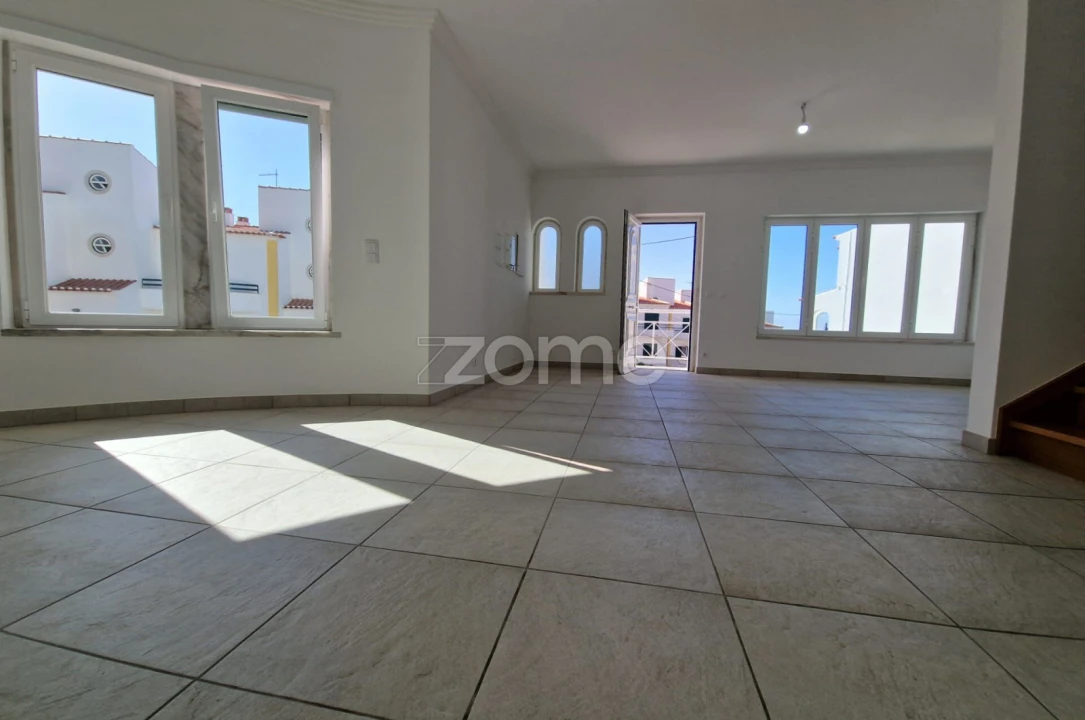 Moradia T4 para Venda em Ericeira Foto 10