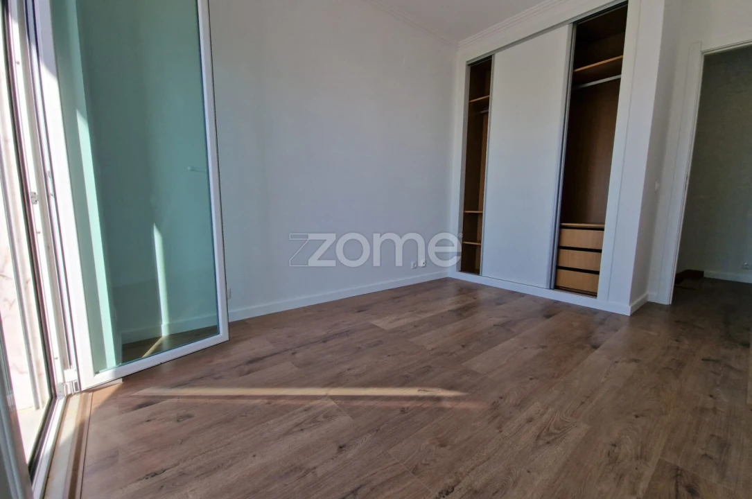 Moradia T4 para Venda em Ericeira Foto 31