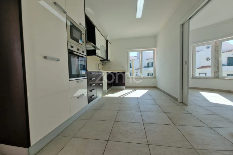 Moradia T4 para Venda em Ericeira Foto 6