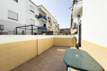 Apartamento T2 para Venda em Moita