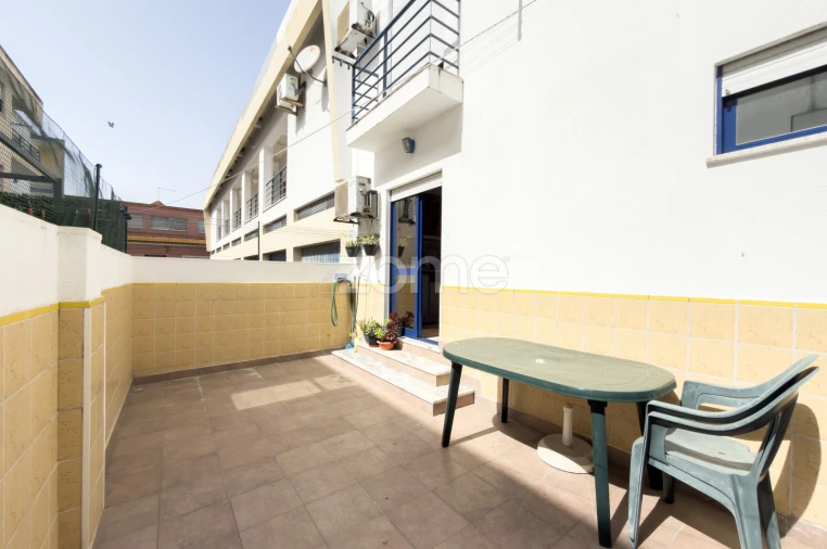 Apartamento T2 para Venda em Moita Foto 20