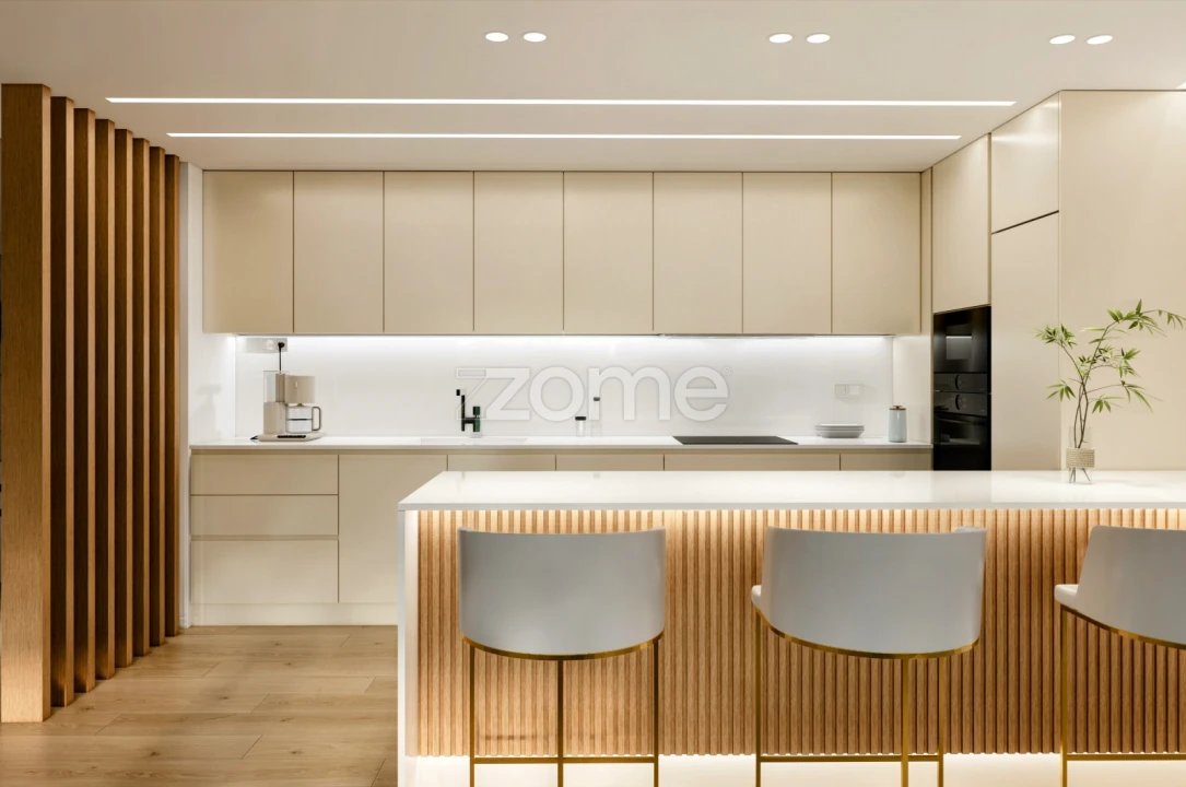 Apartamento T5 para Venda em Loures Foto 3
