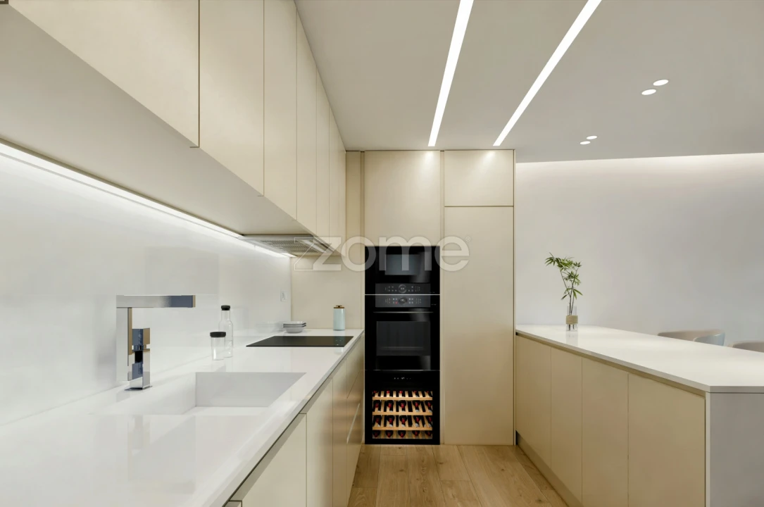 Apartamento T4 para Venda em Loures Foto 3