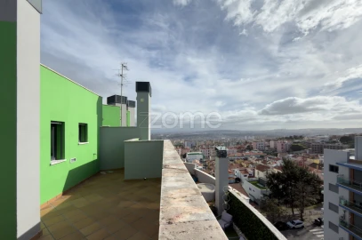Apartamento T4 para Venda em Ramada e Caneças