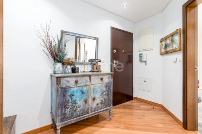 Apartamento T4 para Venda em Ramada e Caneças