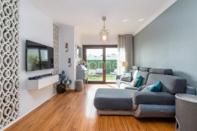 Apartamento T4 para Venda em Ramada e Caneças