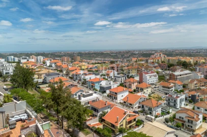 Apartamento T4 para Venda em Ramada e Caneças