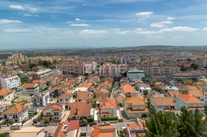 Apartamento T4 para Venda em Ramada e Caneças