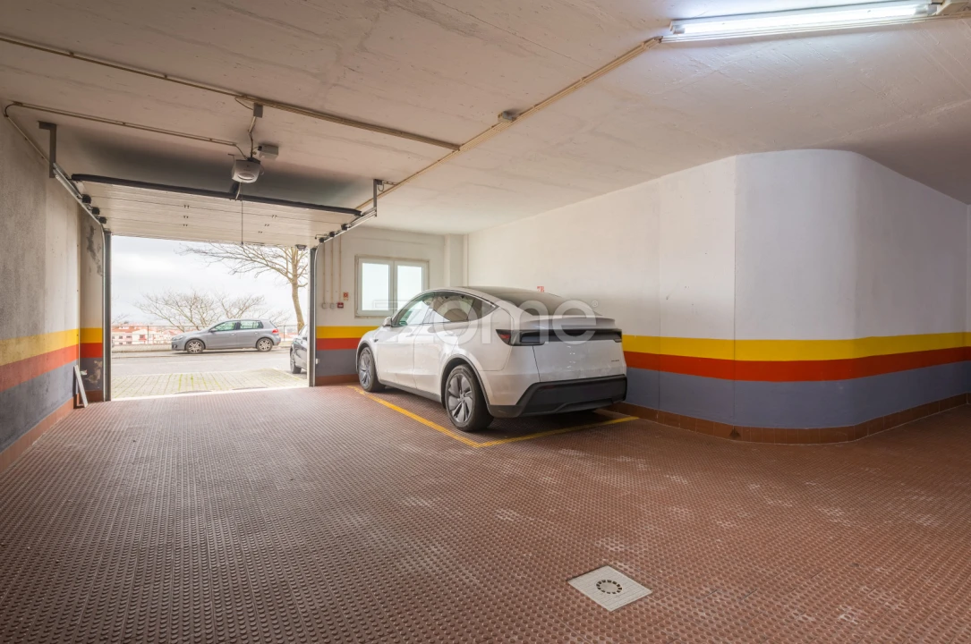 Apartamento T4 para Venda em Ramada e Caneças Foto 64