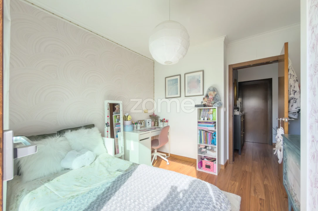 Apartamento T4 para Venda em Ramada e Caneças Foto 21
