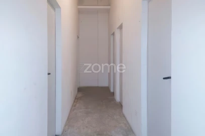 Apartamento T2 para Venda em Loures