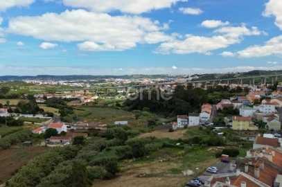 Apartamento T2 para Venda em Loures