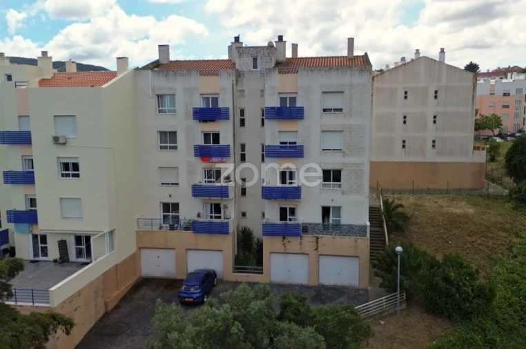 Apartamento T2 para Venda em Loures Foto 26