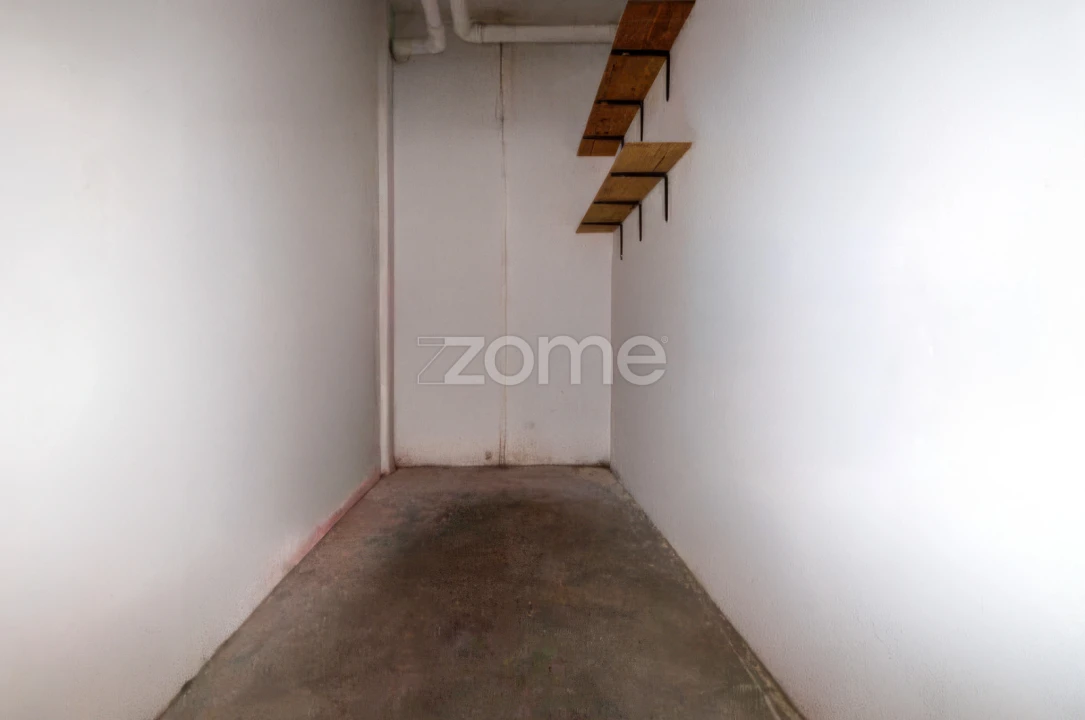 Apartamento T2 para Venda em Loures Foto 34
