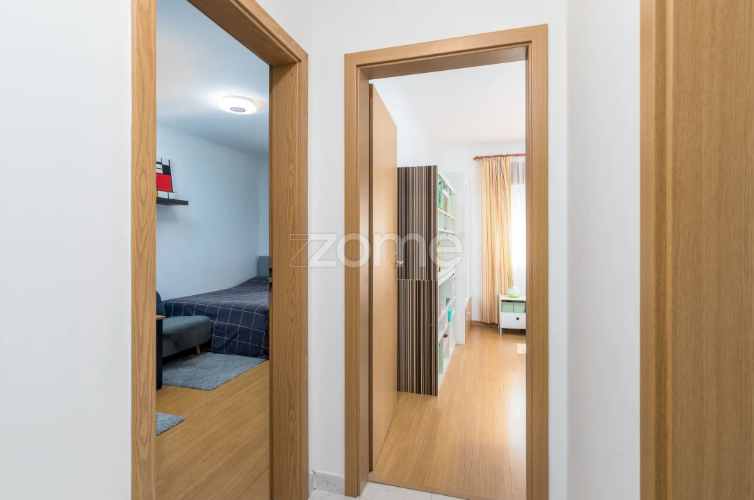Apartamento T2 para Venda em Loures Foto 15