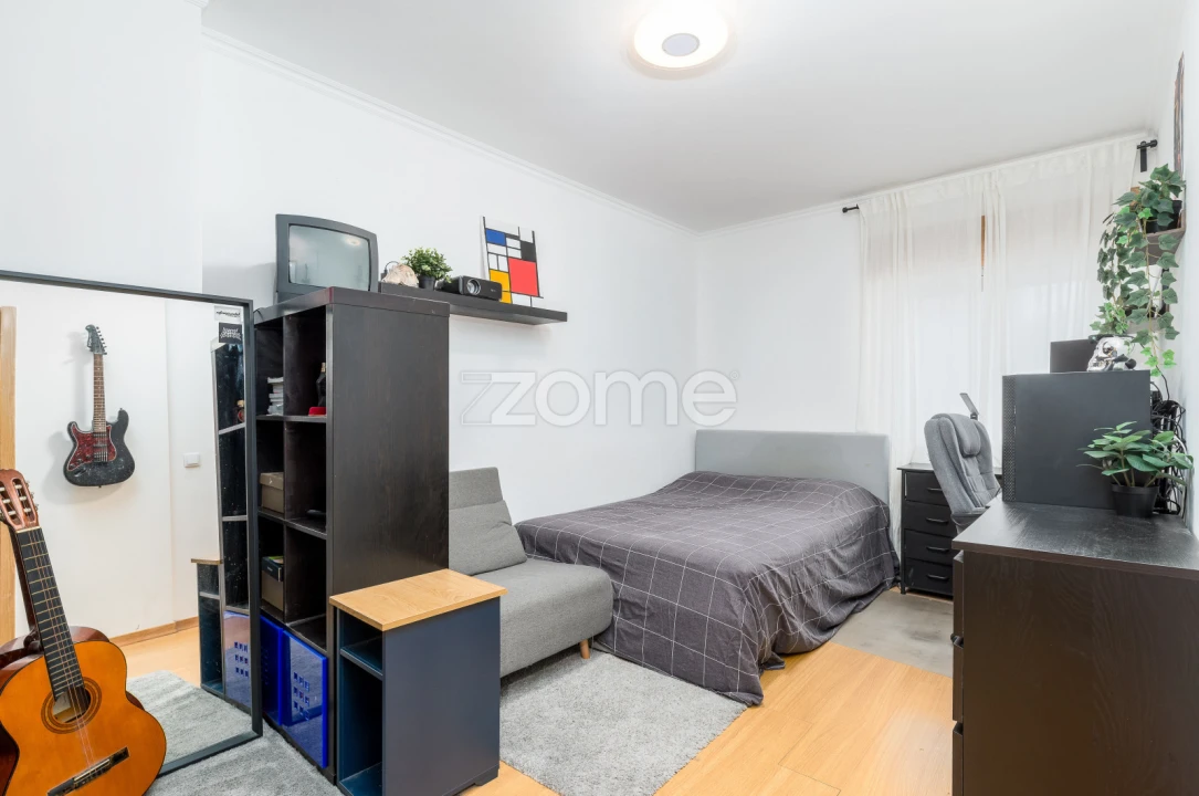 Apartamento T2 para Venda em Loures Foto 7