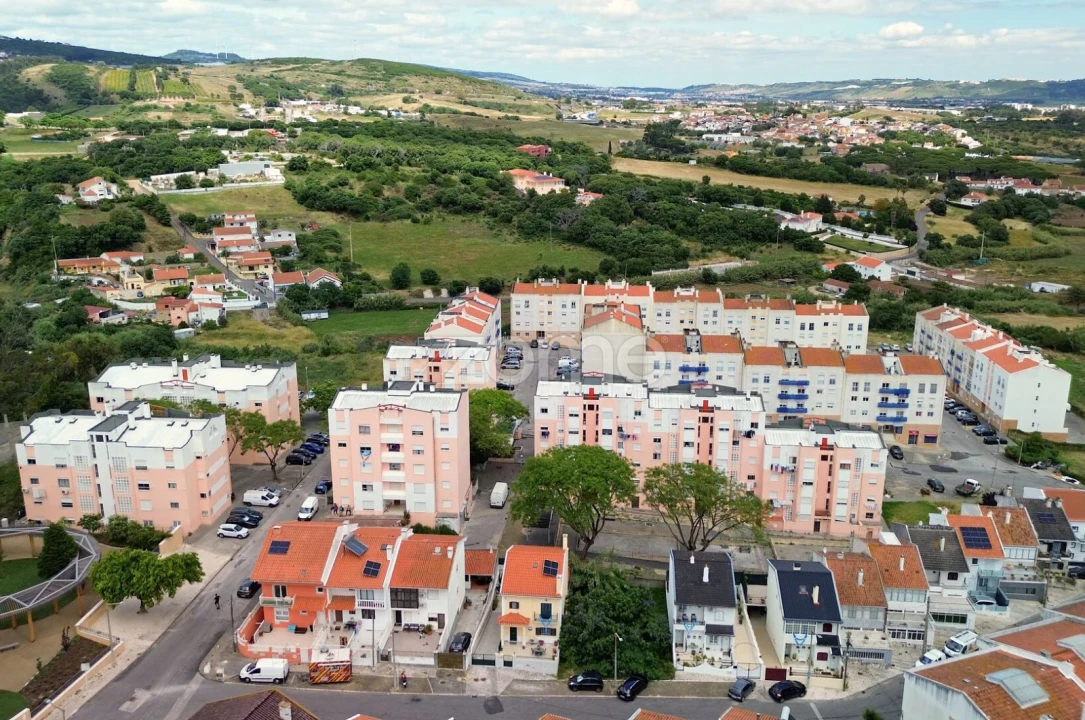 Apartamento T2 para Venda em Loures Foto 30